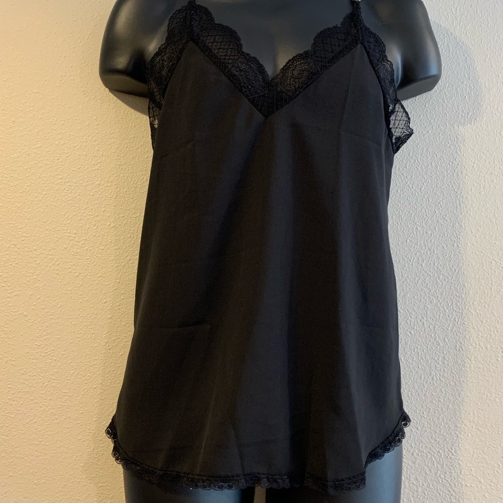 Black tank w/ lace